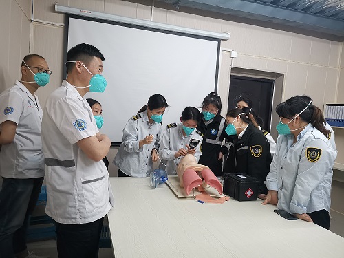 西安急救中心凤城医院急救站开展“气管内插管术”培训
